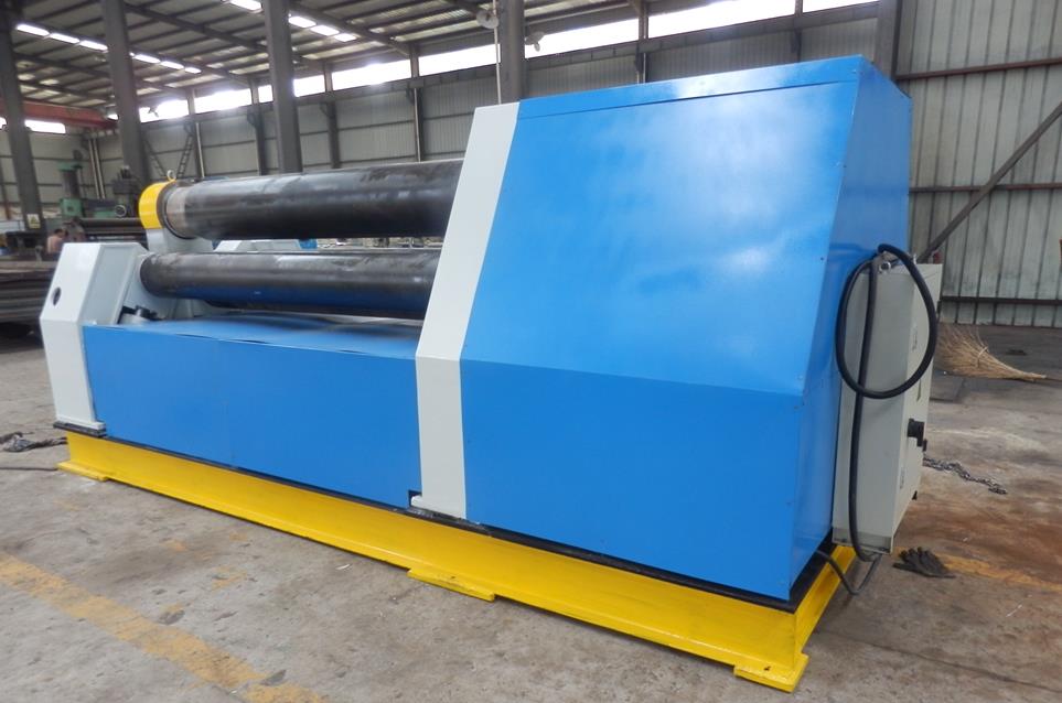 Linear four roller plate bending machine